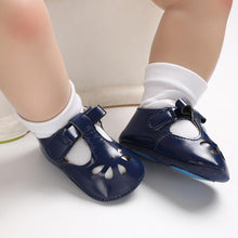 Carica l&#39;immagine nel visualizzatore di Gallery, Infant Shoes Soft Soled For New Walkers Baby Toddler Yososo Mart
